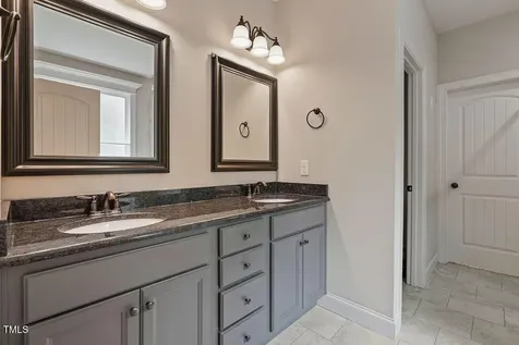 1124 Armsleigh Court Raleigh NC 27603