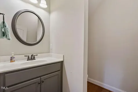 1124 Armsleigh Court Raleigh NC 27603