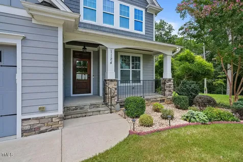 1124 Armsleigh Court Raleigh NC 27603
