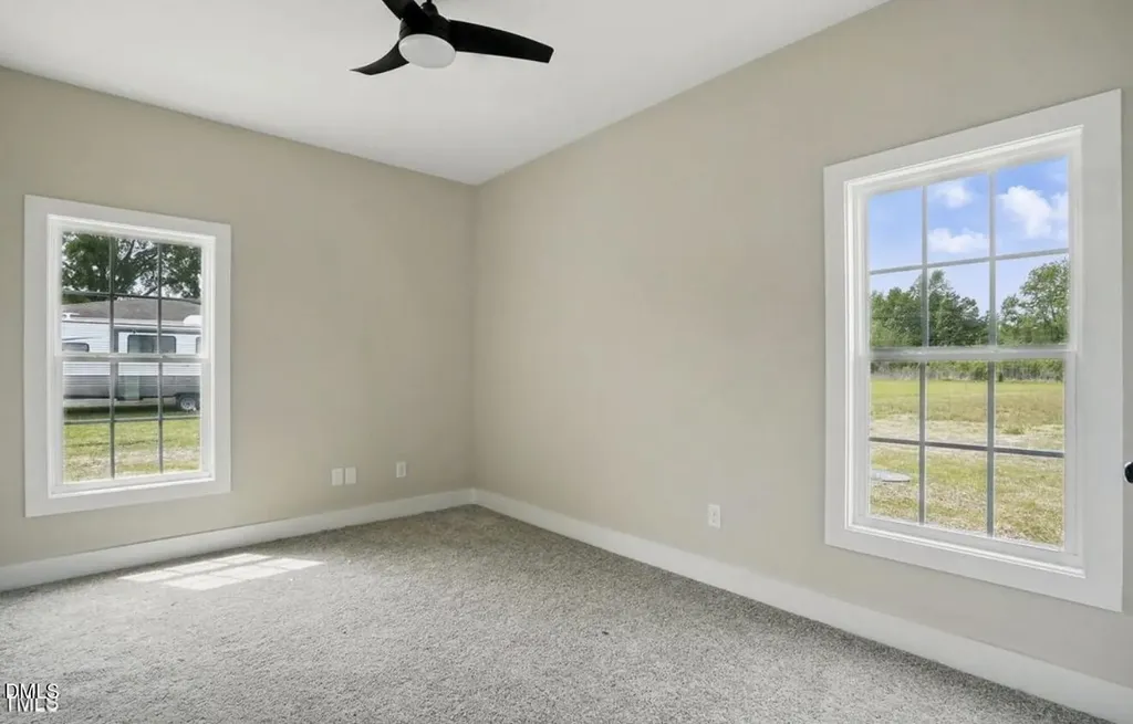 1178 W Blackman Road Dunn NC 28334