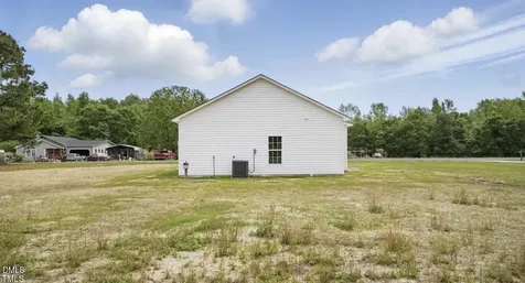 1178 W Blackman Road Dunn NC 28334
