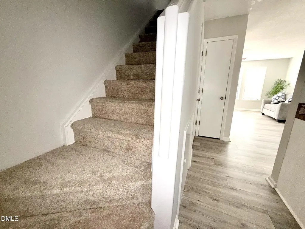 8253 Merriweather Circle Raleigh NC 27616
