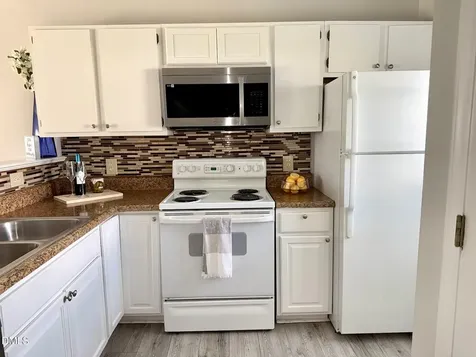 8253 Merriweather Circle Raleigh NC 27616
