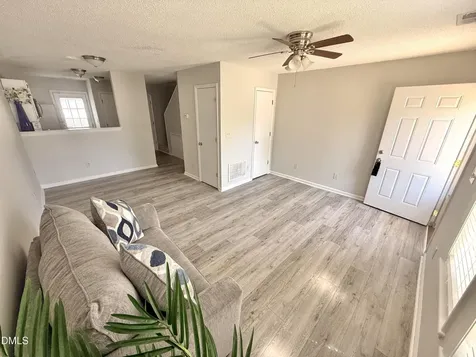 8253 Merriweather Circle Raleigh NC 27616