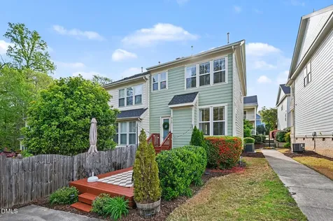 517 Village Loop Drive Apex NC 27502