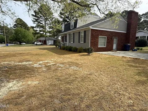 907 Chestnut Drive Smithfield NC 27577