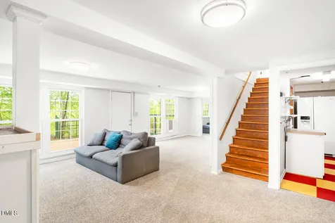 31 Mt Bolus Road Chapel Hill NC 27514
