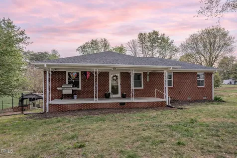 3244 Maple Avenue Burlington NC 27215