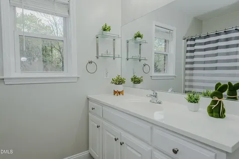 3244 Maple Avenue Burlington NC 27215