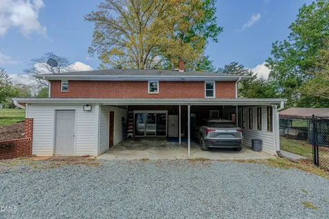 3244 Maple Avenue Burlington NC 27215