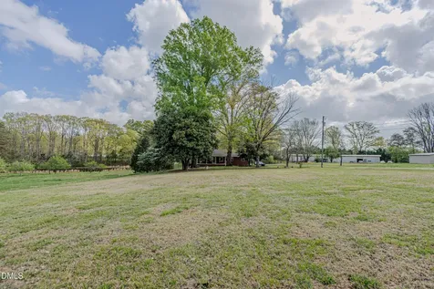 3244 Maple Avenue Burlington NC 27215