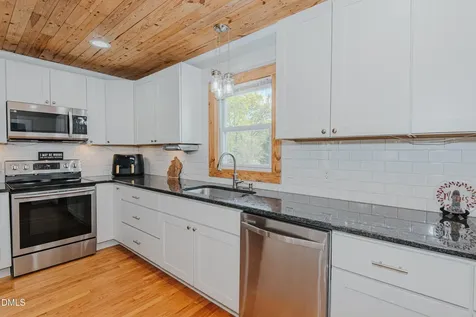 3244 Maple Avenue Burlington NC 27215