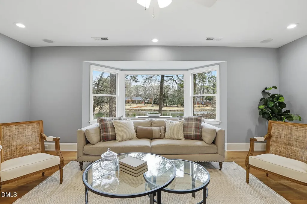 100 W Lakeside Drive Fuquay Varina NC 27526