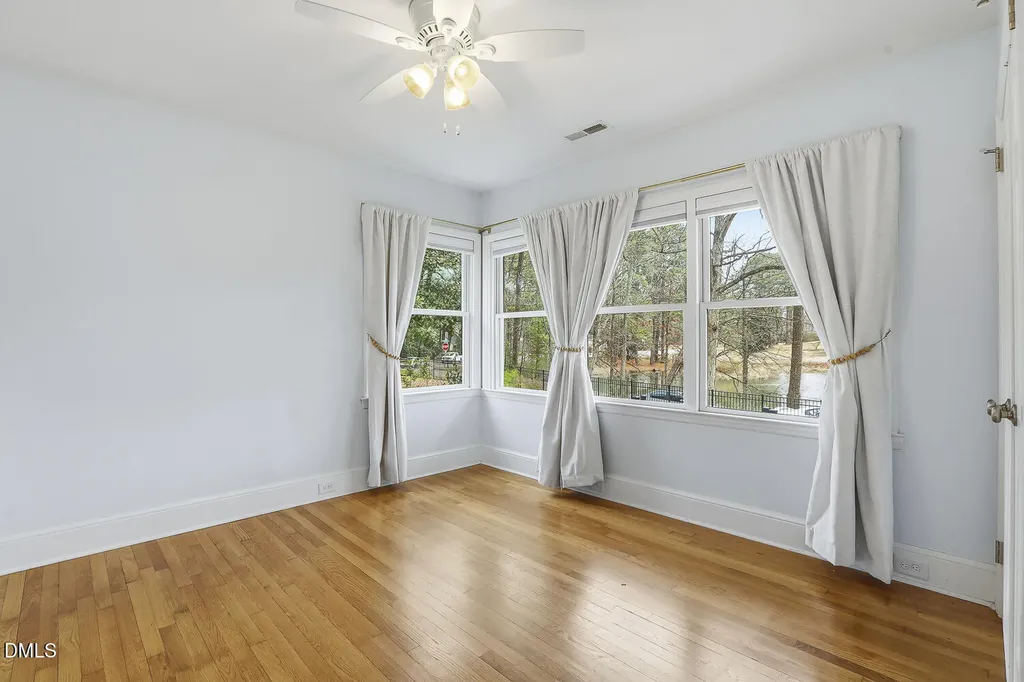 100 W Lakeside Drive Fuquay Varina NC 27526