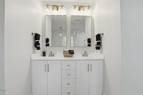 100 W Lakeside Drive Fuquay Varina NC 27526