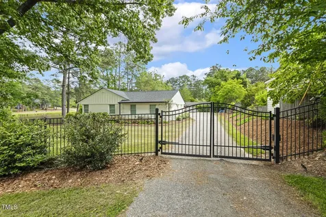 100 W Lakeside Drive Fuquay Varina NC 27526