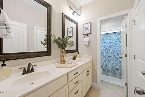 528 Bosworth Place Cary NC 27519