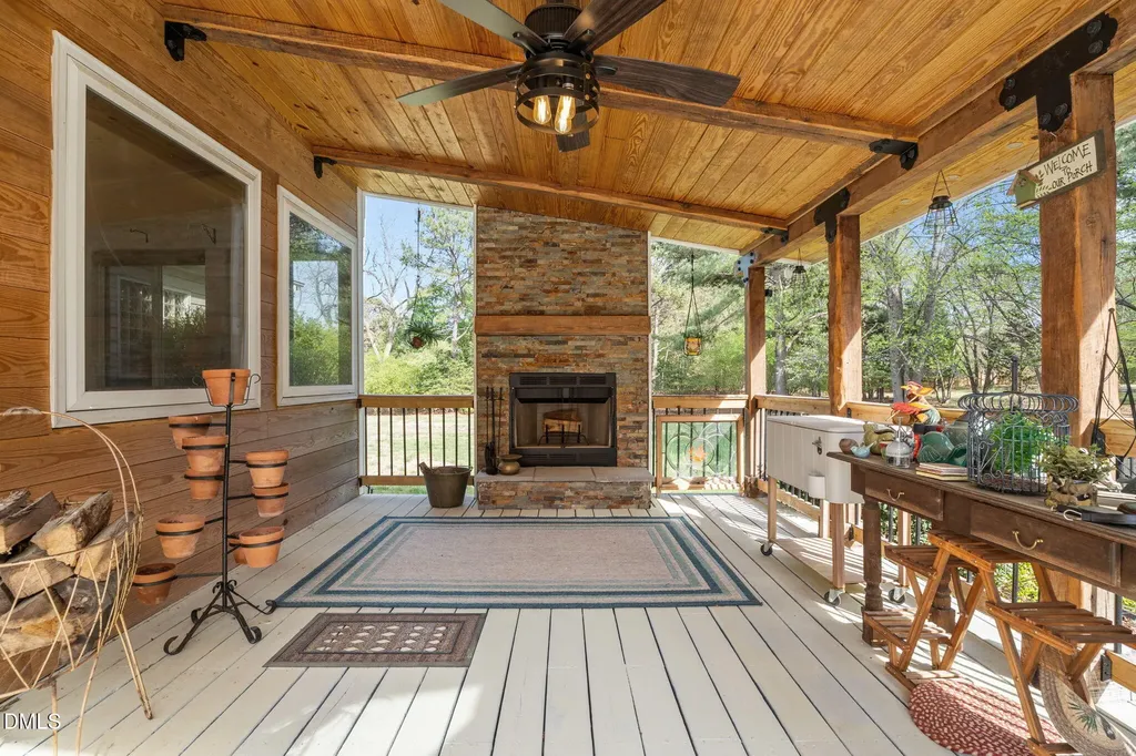 1005 Downing Way Court Raleigh NC 27614