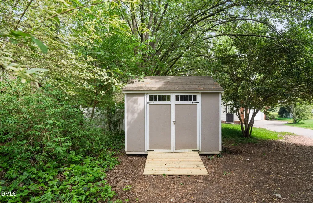 4925 Old Millcrest Court Raleigh NC 27609