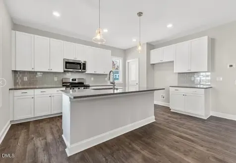 728 Aristocrat Lane Knightdale NC 27545