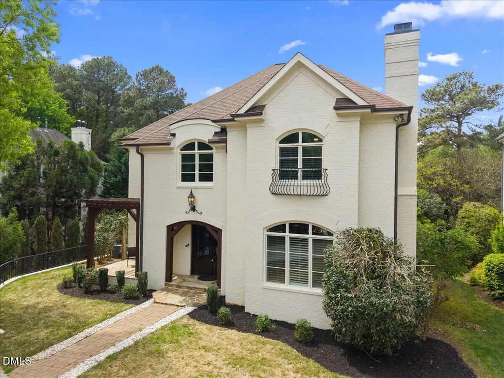 3313 Darien Drive Raleigh NC 27607