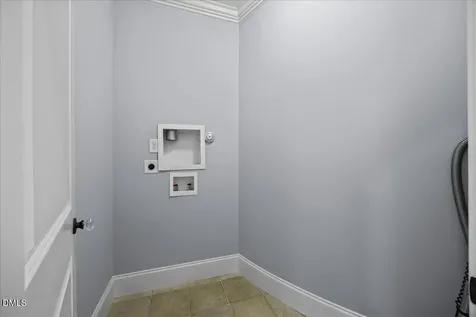 3313 Darien Drive Raleigh NC 27607