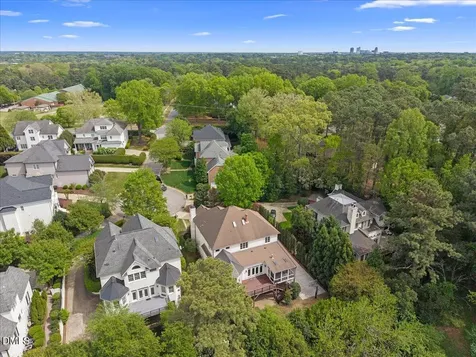 3313 Darien Drive Raleigh NC 27607