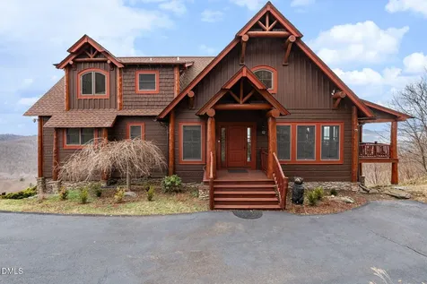 635 Acorn Nvno Zionville NC 28698