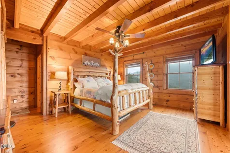 635 Acorn Nvno Zionville NC 28698