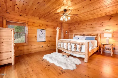 635 Acorn Nvno Zionville NC 28698