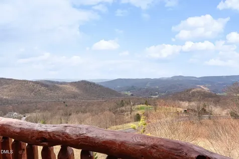 635 Acorn Nvno Zionville NC 28698