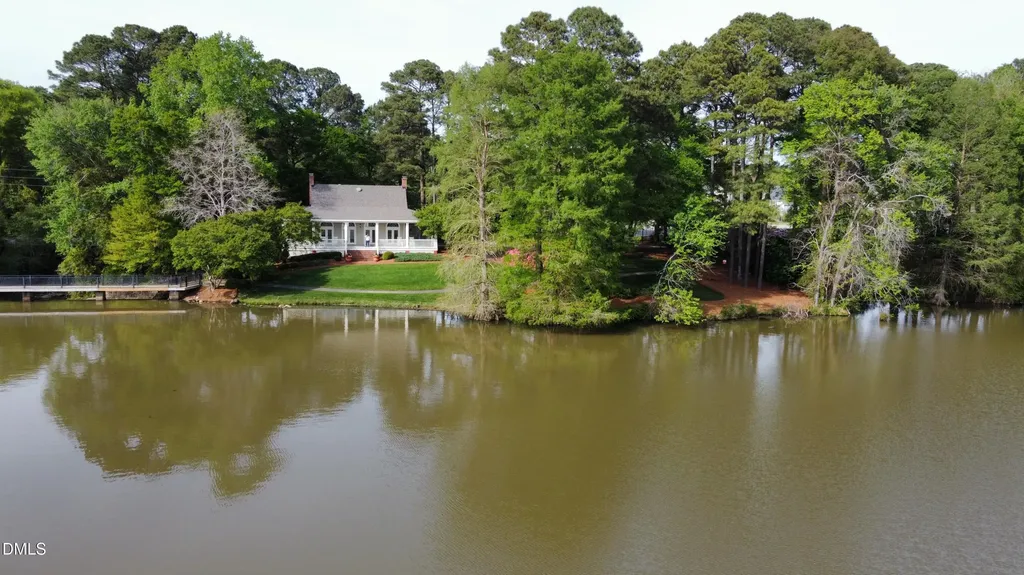 5404 Turtlehead Court Holly Springs NC 27540