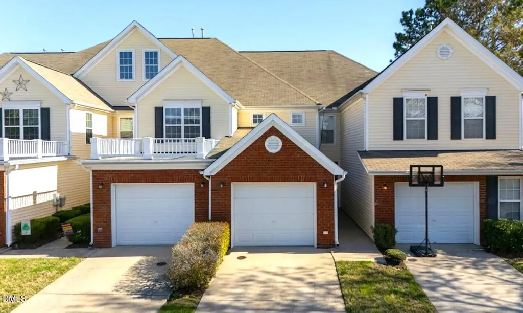 2621 Hamlet Green Drive Raleigh NC 27614