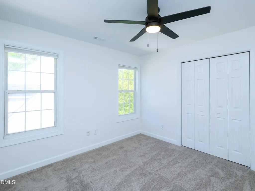 8613 Clivedon Drive Raleigh NC 27615