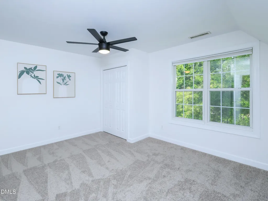8613 Clivedon Drive Raleigh NC 27615