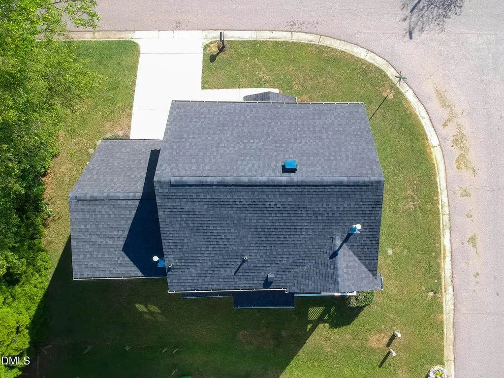 8613 Clivedon Drive Raleigh NC 27615
