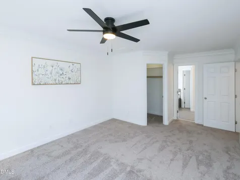 8613 Clivedon Drive Raleigh NC 27615