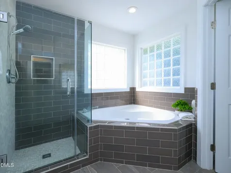8613 Clivedon Drive Raleigh NC 27615