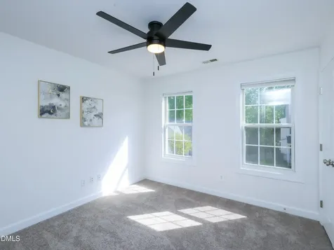 8613 Clivedon Drive Raleigh NC 27615