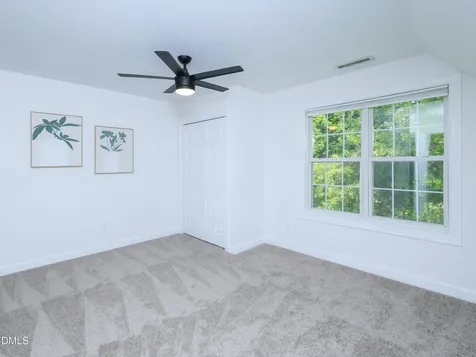 8613 Clivedon Drive Raleigh NC 27615