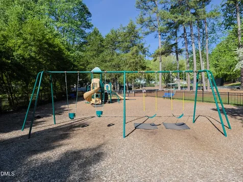 8613 Clivedon Drive Raleigh NC 27615