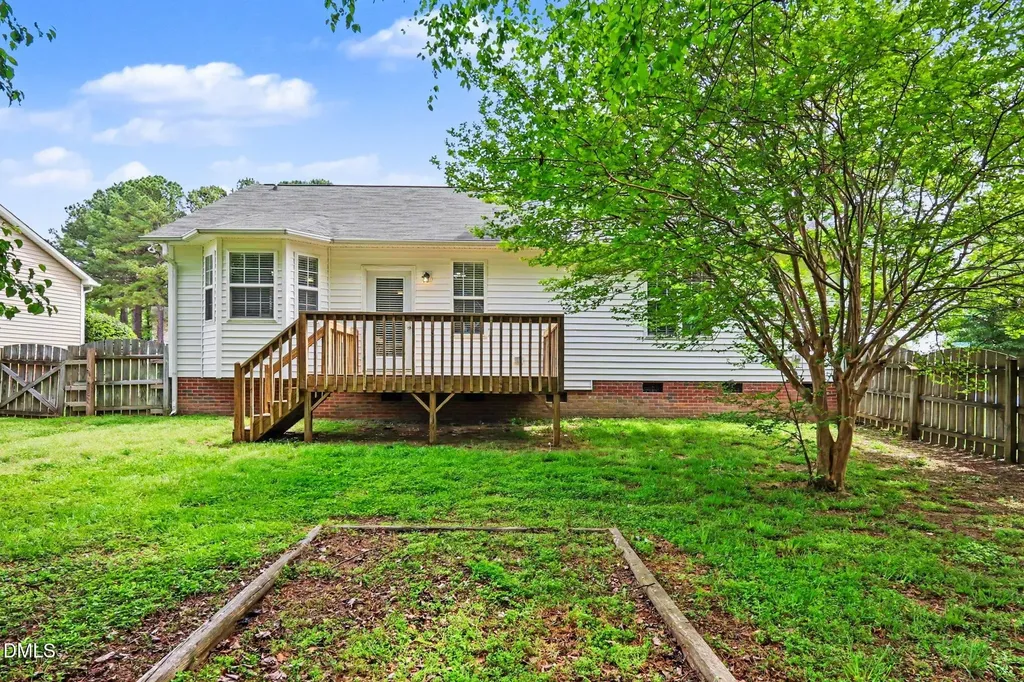 956 S Philwood Court Fuquay Varina NC 27526