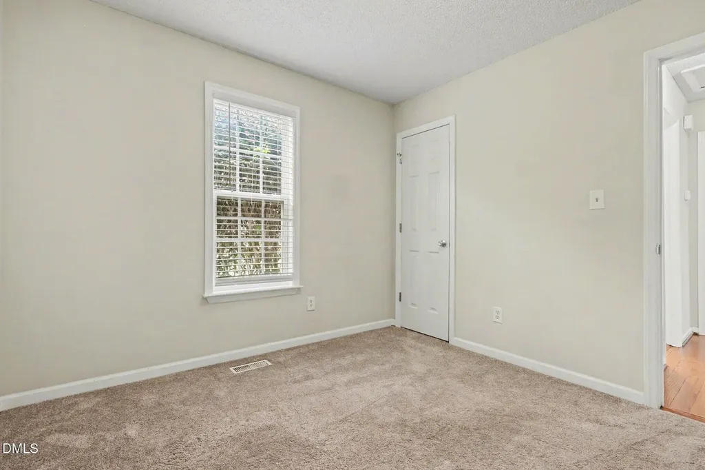 956 S Philwood Court Fuquay Varina NC 27526
