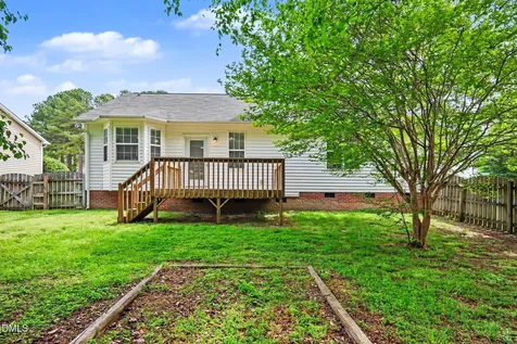 956 S Philwood Court Fuquay Varina NC 27526