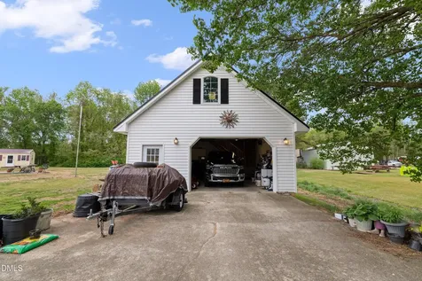 6314 Old Davis Road Sims NC 27880