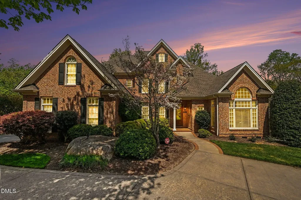 51210 Eastchurch Chapel Hill NC 27517