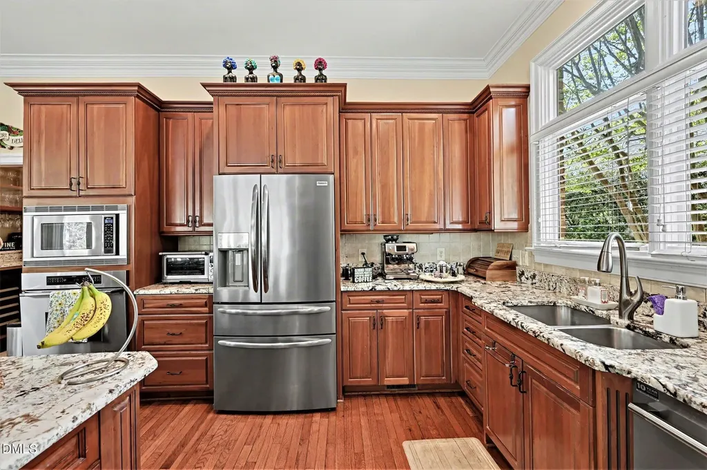 51210 Eastchurch Chapel Hill NC 27517