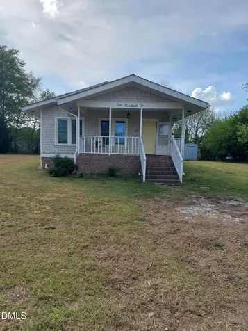 610 S Wakefield Street Zebulon NC 27597