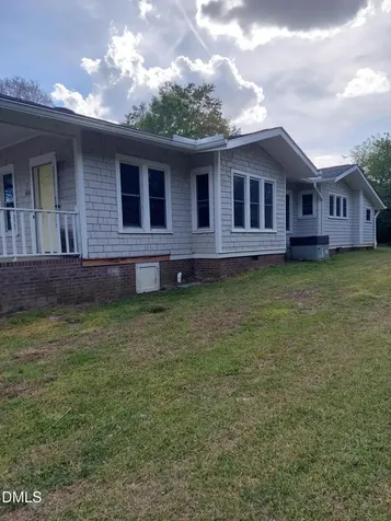 610 S Wakefield Street Zebulon NC 27597