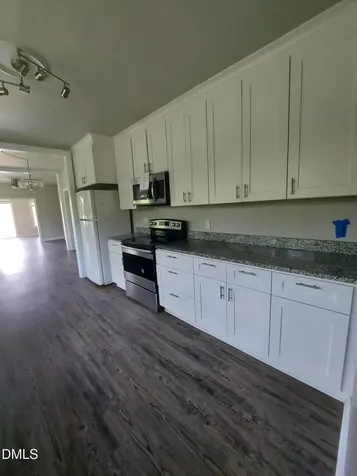 610 S Wakefield Street Zebulon NC 27597
